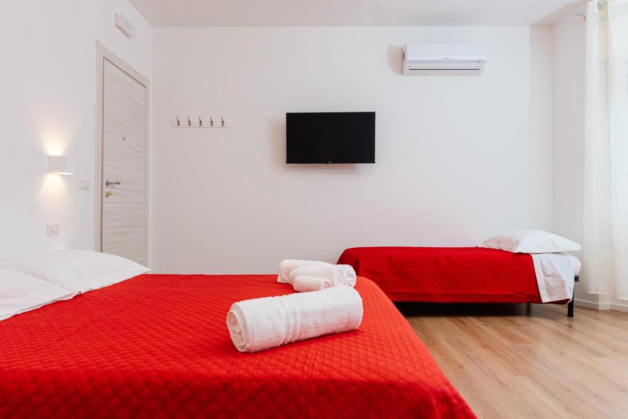 Hotel La Casa Di Ambra Porto Torres Exterior foto